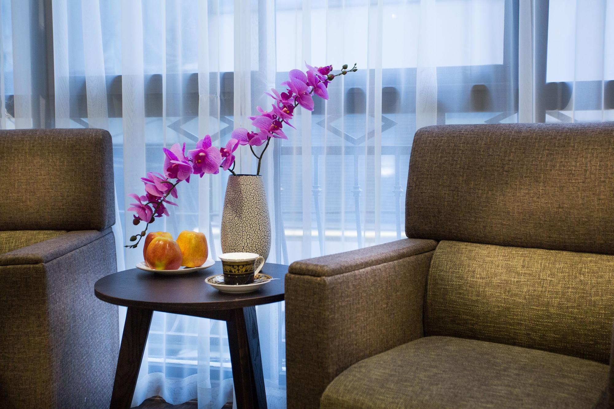 My Linh Hotel Hanoi Exterior foto